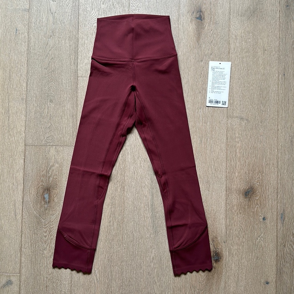 align high rise crop 23" scallop red merlot size 0 lululemon euc